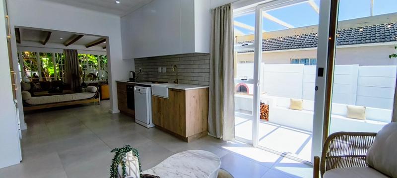 2 Bedroom Property for Sale in Kleinkrantz Western Cape